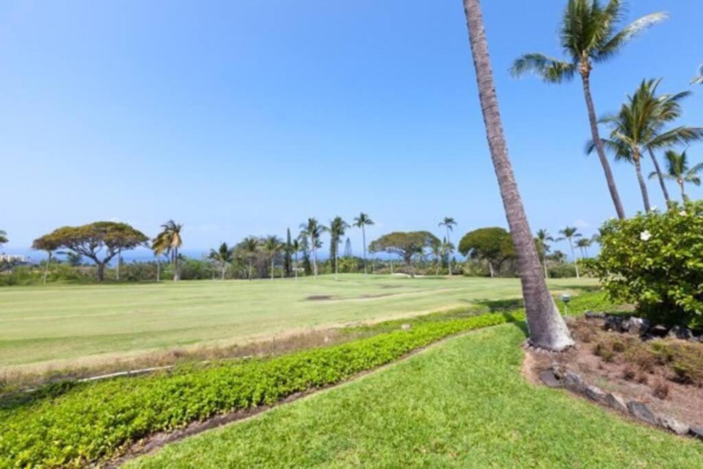 Beautiful 2/2 Condo In Kailua Kona. Ocean View! Eksteriør billede