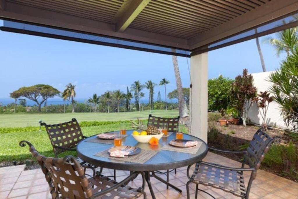Beautiful 2/2 Condo In Kailua Kona. Ocean View! Eksteriør billede