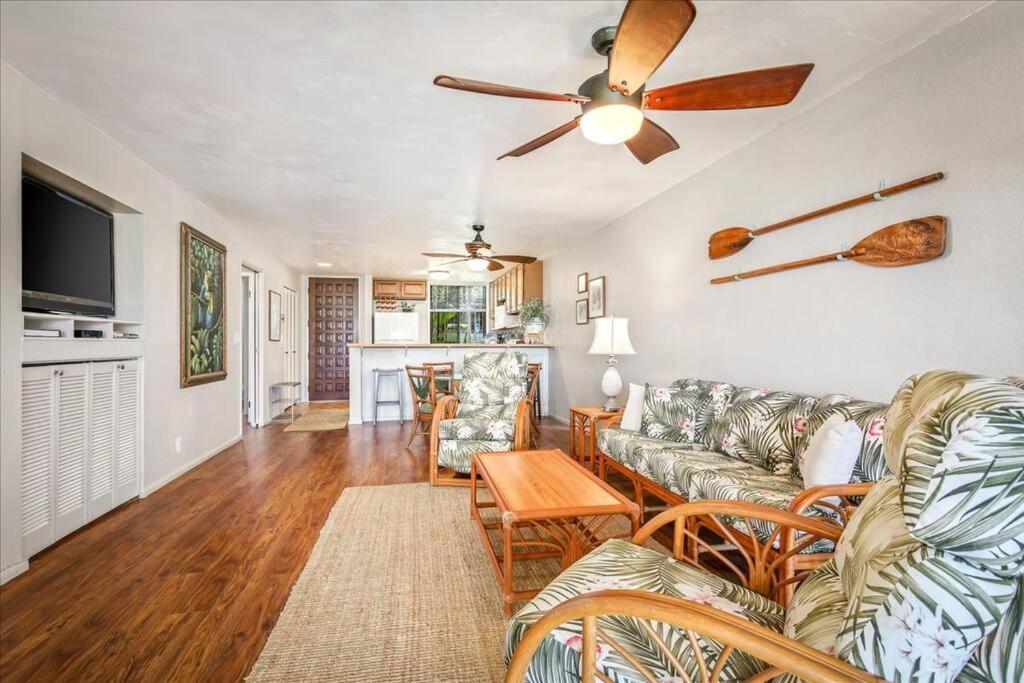 Beautiful 2/2 Condo In Kailua Kona. Ocean View! Eksteriør billede