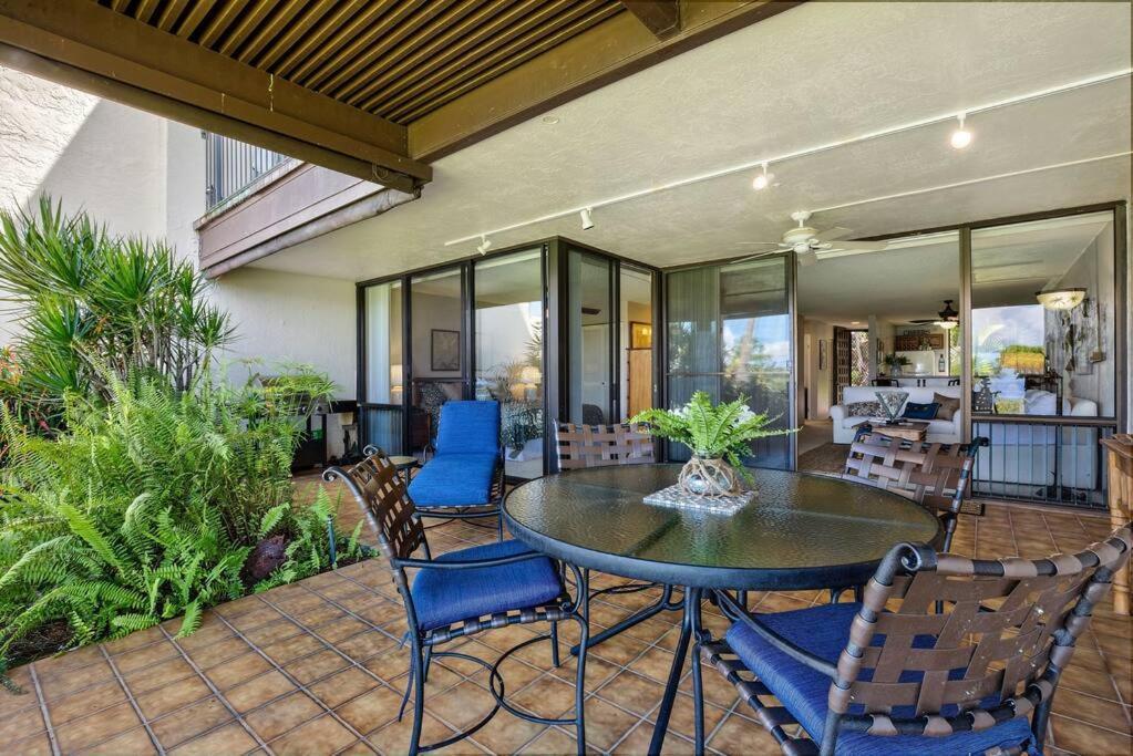 Beautiful 2/2 Condo In Kailua Kona. Ocean View! Eksteriør billede